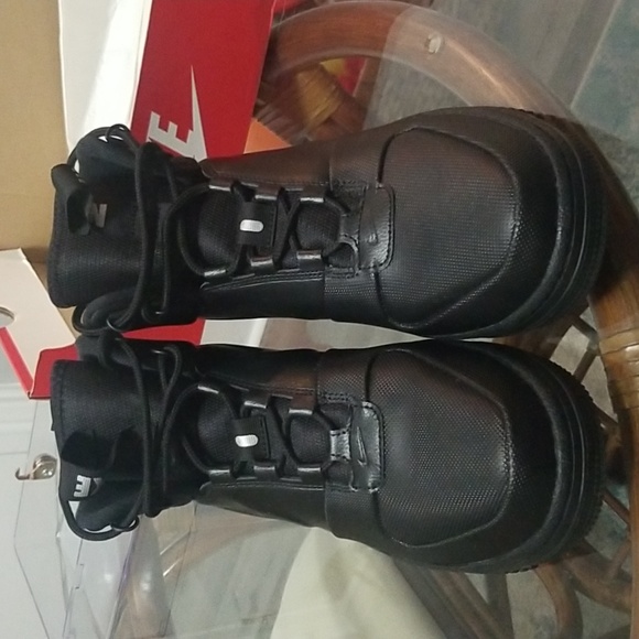 NIKE PATH WNTR (NIKE BOOTS) - Picture 2 of 4